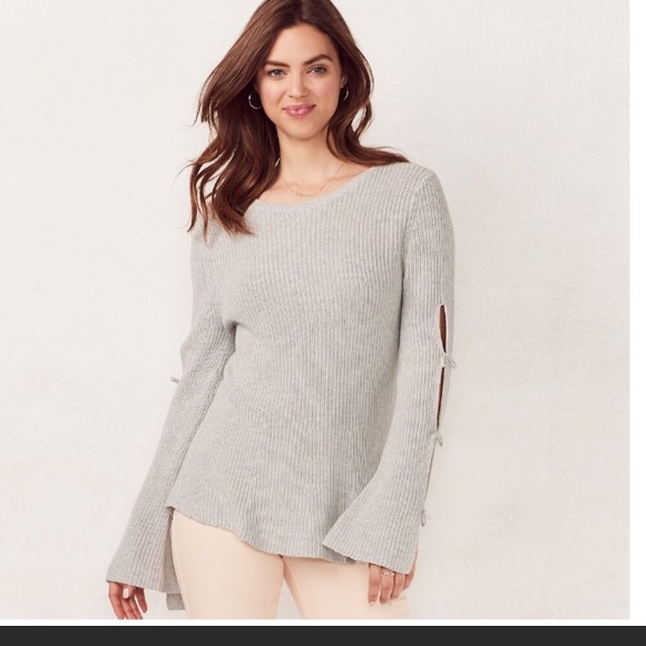 LC Lauren Conrad Sweaters - ✨NWT LC Lauren Conrad Swing Sleeve Sweater